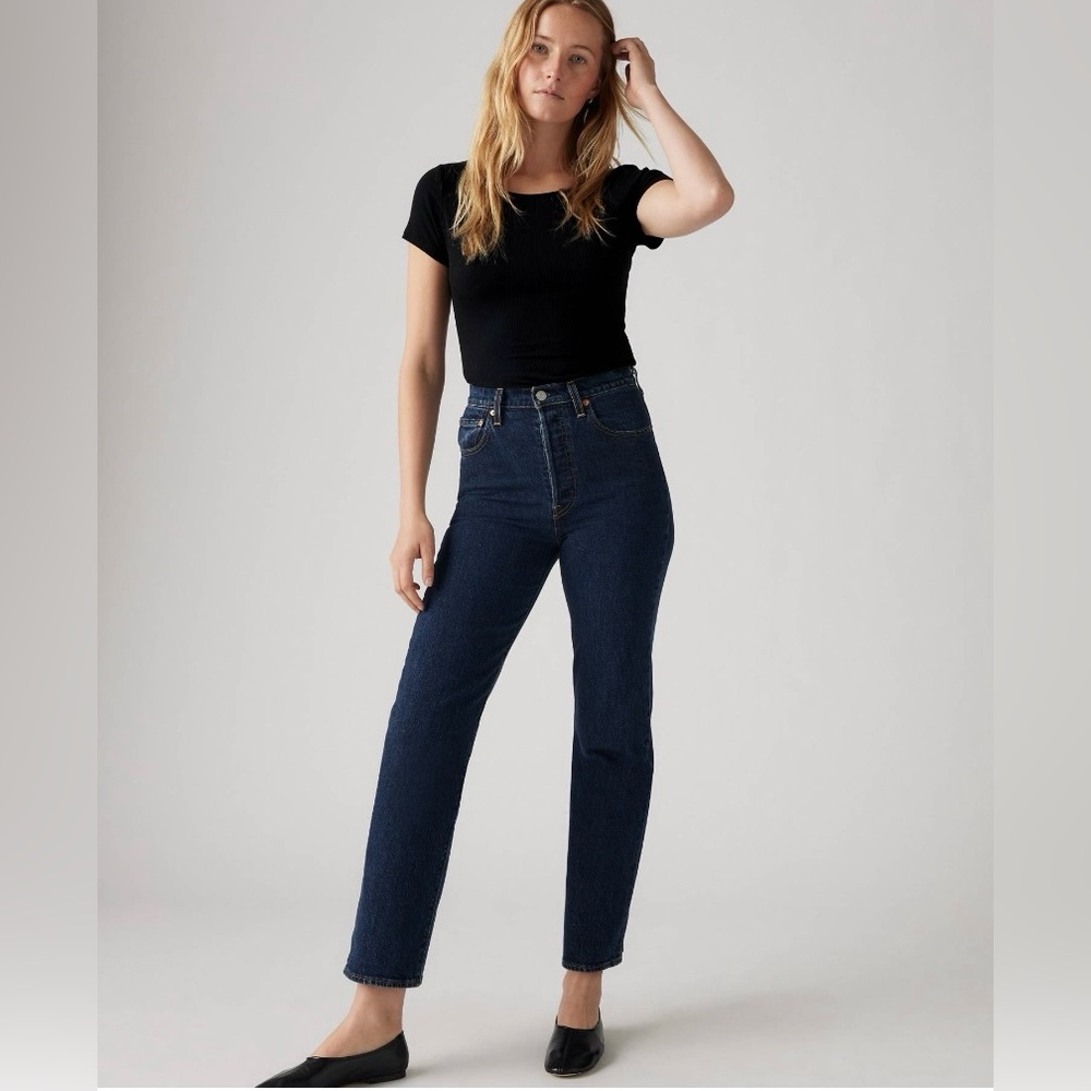 Levi’s Ribcage Ankle Straight Jeans